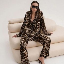 Home Clothing Light Luxury Printed Leopard Print Fashion Simple Loose Long Sleeves Trousers Pyjamas Two-Piece Set Autumn And Winter Foreign