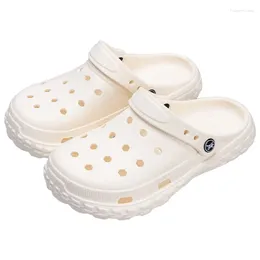 Casual Shoes Anti Slip Hole For Women Eva Summer Beach 2024 Style Soft Soled Sandals With Toe Caps External Wear