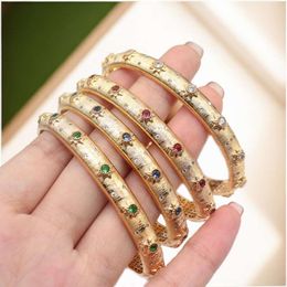 Fashionable Retro Elegance Palace Style Jewellery Gold Plated Inlaid Green Halo Stone Opening Bracelet Court Brushed Bangle