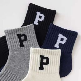 Men's Socks 22ss Fashion Brand Letter p Socks Mens and Womens Mid Length Pure Cotton Spring/summer Thin and Simple Sports Low Cut Short Socks Instagram Fashion D0wq