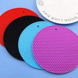 Baking Moulds Silicone Round Honeycomb Pad Placemat Non-Slip Insulation Mat High Temperature Resistant Easy Clean Dining Table Partition 109