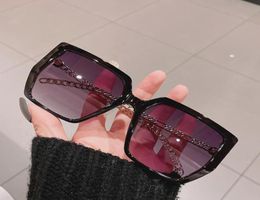 Sunglasses 2021 Fashion Metal Chain Square Women Designer Vintage Big Frame Sun Glasses Female Show Shades Feminino1245518