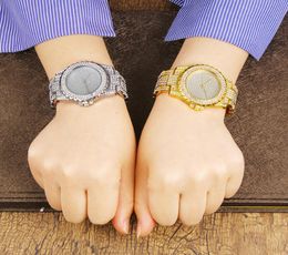 Hip Hop Bling Diamond Watch for Women Iced Out Gold Tone Womens Quartz Watches Female Full Crystal Dial Ladies Dress Wristwatch dr4512833