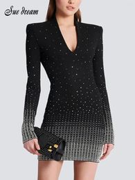 Casual Dresses 2024 Autumn Women's Heavy Industry Gradient Diamond V-Neck Long Sleeve Knitted Mini Dress Bodycon Celebrity Club