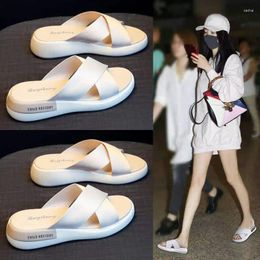 Slippers Pretty Soft Home Soes Flip Flops Girl Summer High Platform Orthopaedic Sandals Woman Women's Shoes Autumn 2024 Tennis