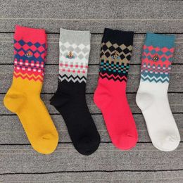 Men's Socks New Western Empress Dowager Embroidered Cotton Socks Colour Blocking Wind Sweat-absorbing and Breathable Mid Length Womens Double Needle Socks L2pm