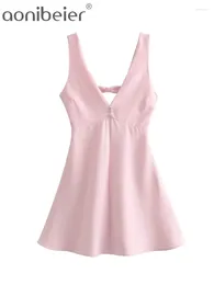 Casual Dresses Aonibeier Diamonds Buttons Women Pink Short Dress 2024 Summer V Neck Sleeveless Backless Slim Robe Female MINI Y2K
