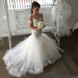 Sexy Mermaid Flower Girls Dresses For Weddings Spaghetti Straps Lace Appliques Beaded Sweep Train Birthday Children Girl Pageant Gowns 333b