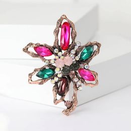 Brooches Vintage Rhinestone Flower For Women Unisex Botanical Pins 2-color Available Casual Party Accessories Gifts