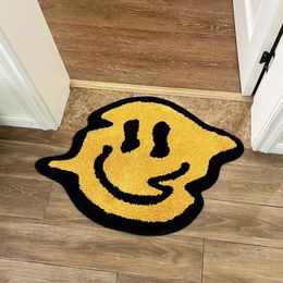Carpets Yellow Tensile Trippy Smiling Tufting Rug Soft Fluffy Kitchen Toilet Mat Funny Custom Non-Slip Abosrbent Bath Doormat