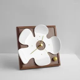 Table Clocks Nordic Simple Lovely Five Flowers Standing Desk Clock Living Room Decoration Desktop Solid Wood Quiet Bedroom