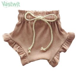 Shorts Childrens and Girls Cotton Dress Childrens Daily Casual Coat Solid Colour Elastic Belt Elastic Breathable Knitted Shorts d240510