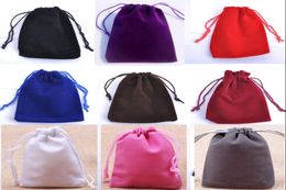 Small Velvet Favour Drawstring Bag 7x9cm275 x 35 inch Pack of 100 Rings Earrings Stud Jewellery Gift Packaging Pouch2022663