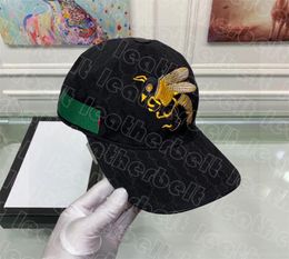 Letter Baseball Cap Women Men Snapback Hat Embroidery Bee Peaked Caps Outdoor Sport Golf Caps8412100