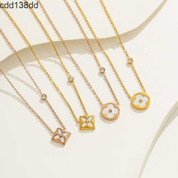 Pendant Necklaces womens stainless steel clover necklace white black pearl fashion short chain choker geometry luxury designer sailormoon pendant necklaces woma