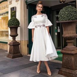 Party Dresses Elegant A-Line Scoop Neckline Satin Length Evening Dress Short Mandarin Sleeves Lace Appliques Prom Gown