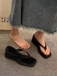 South Korea's East Gate Sandwich Beach Slippers for Women's Summer Outwear 2024 New Small And Thick Bottom Slope Heel Flip flops