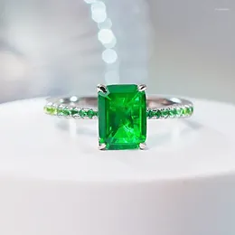 Cluster Rings Fashionable 925 Silver Rectangular Artificial Emerald Ring Set With High Carbon Diamond Gradient Temperament Niche Girl