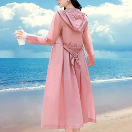 Women's Trench Coats Summer Thin Jacket Women Hooded Quick-drying Lady Windbreaker Sunscreen Coat Sunproof Light Fabrics Outdoor Solid