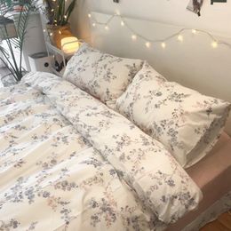 Bedding Sets Creative Flower Aesthetic Set Fluffy Modern Design Simple Bedroom Couette De Lit Home Decoration BD50CJ