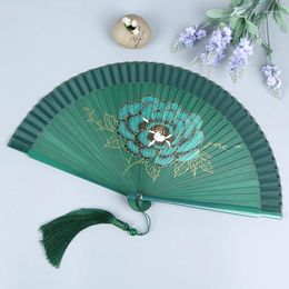 Decorative Figurines Foldable Women's Hand Fan Fashion Beautiful Prom Bamboo Craft Decoration Full Carving Pattern Chinese Style Wedding