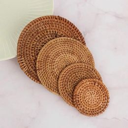 Table Mats Natural Rattan Placemat 8/10/13/16/18/20cm Round Insulation Cup Mat Bowl Pad Home Kitchen Accessories