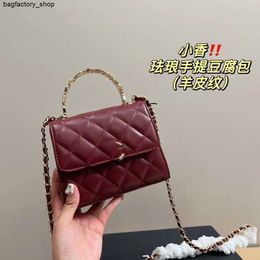 Luxury Handbag Designer Shoulder Bag Crossbody Purse Embroidered Chain Womens Simple Versatile Classic High Quality Texture BagB9JT