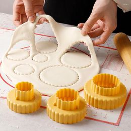 Baking Tools 3Pcs Double-Sided Round Cookie Cutters Fondant Embosser Stamps Cake Biscuit Cutter DIY Decoration Kitchen Accessories