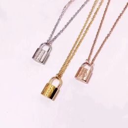 luxury designer Jewellery women necklace lock Pendant necklace stainless steel 18K gold Rose Gold thin chain mens necklaces fashion jewel 263n