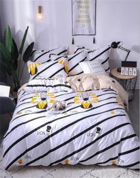 2020 Cotton Stripe Bedding Sets 4 Pcs Bed Suit Duvet Cover Sheet Pillowcase Designer Bedding Supplies Cheap1008970