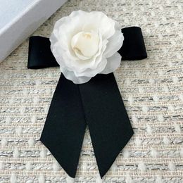 Bow Ties Japanese And Korean Camellia Women's Tie Brooch Corsage Small Fragrance Black Plaid Houndstooth Pattern Pin Accessories