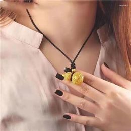Pendant Necklaces Golden Gourd Necklace Chinese Accessories Charm Jewelry Carved Amulet Gifts For Women Men