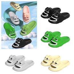 New top Designer Ugly and Cute Funny Frog Slippers sandals Wearing Summer black green white Thick Sole and High EVA Anti slip Beach Shoes