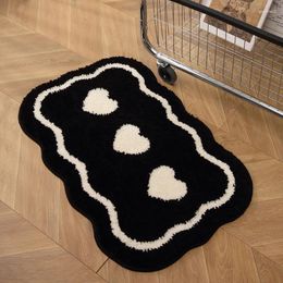 Carpets Nordic Tufting Black White Bath Mat Soft Cute Heart Shape Bathroom Carpet Pad Anti-slip Rug Kawaii Home Room Tidy Decor