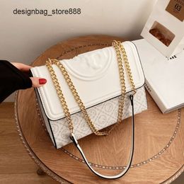 Luxury Designer Shoulder Crossbody Bag New Light Trendy High Capacity Simple Diagonal Bag with Embroidered Thread forDZ9C