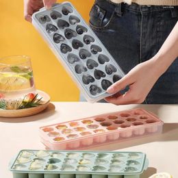 Baking Moulds Ice Grid Mold Creative Heart-shaped Making Household Food Grade Soft Silicone Storage Box