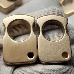 Widened metal finger joint Mini semi-round brass joint Outdoor Camping self-defense broken window bag portable EDC tool kit