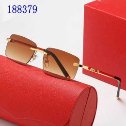 Fashion New Mens Personalised Sunglasses Anti UV Female Driver Windproof Universal Couple Flat Mirror