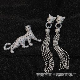 Top Designer bracelet carts Leopard Head Long Tassel Earrings Personalised Leopard Ring Round Bead Necklace Leopard Head brooch