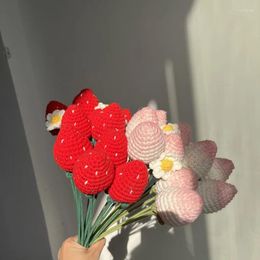 Decorative Flowers Handmade Woven Strawberry Bouquet Creative Gift Office/home/living Room Cute Desktop Decorations