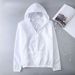 Men's Casual Shirts Summer Ice Silk Sunscreen Clothing for Womens Solid Colour Ultra thin Breathable Quick Drying Outdoor Mens Waterproof Hooded Jacket Q240510