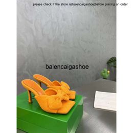 Botteg Venetas NewItalian luxury girls high heels woven Venetabaodie shoes side free party dress flat shoes / high heels matching