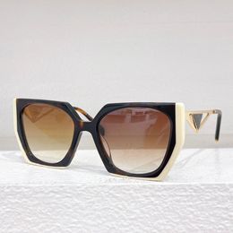 Summer SS24 Womens Square Sunglasses New Womens Designer Metal Sunglasses Top of the line UV400 Lens Legs Gold Metal Logo Luxury Designer Glasses