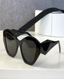 Fashion Designer Sunglasses for Women 07YS Charming cat eye frame Geometric shape cutting glasses Avantgarde wild style AntiUltr3523031