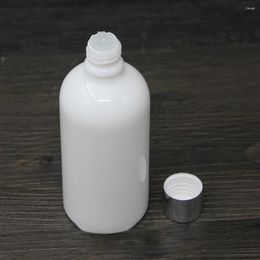 Storage Bottles 100ml Luxury Packaging For Cosmetic Opal White Glass Bottle With Siver Aluminium Lids