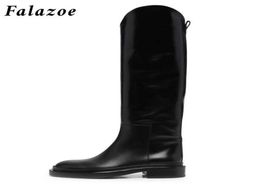 Falazoe sahte deri binicilik botları kadın tasarımcı markası lüks diz yüksek botlar uzun boylu siyah kayma üzerinde düz botlar sonbahar kadın ayakkabılar 213453182