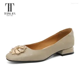 Casual Shoes TULING JUN 2024 Chinese Style Fashion With Low Heel Square Toe Women's Elegant Comfortable Pumps For Women L