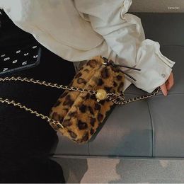 Shoulder Bags Fashion Faux Fur Women Crossbody Bag Leopard Pattern Soft Plush Ladies Handbags Vintage Female Furry Small Purse