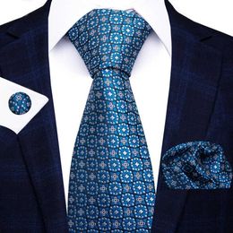 Neck Tie Set New Design WholeSale Silk Tie For Men Wedding Gift Tie Pocket Squares Set Necktie Men Green Solid Suit Accessories Fit Business