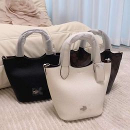 Basket Bag Top Quality Designer Bag Women Tabby Shoulder Bag Luxury Fashion Shoulder Bag New Hobo Bucket Bag Simple Versatile Vegetable Handbag Shoulder Bag
